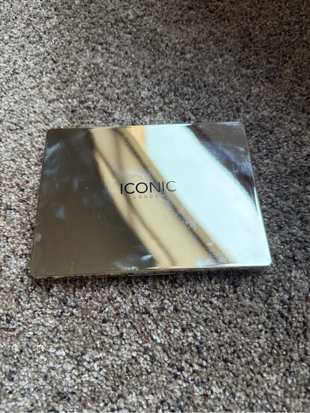ICONIC London Multi-Use Cream Blush Bronze & Highlight Palette 6 Shade